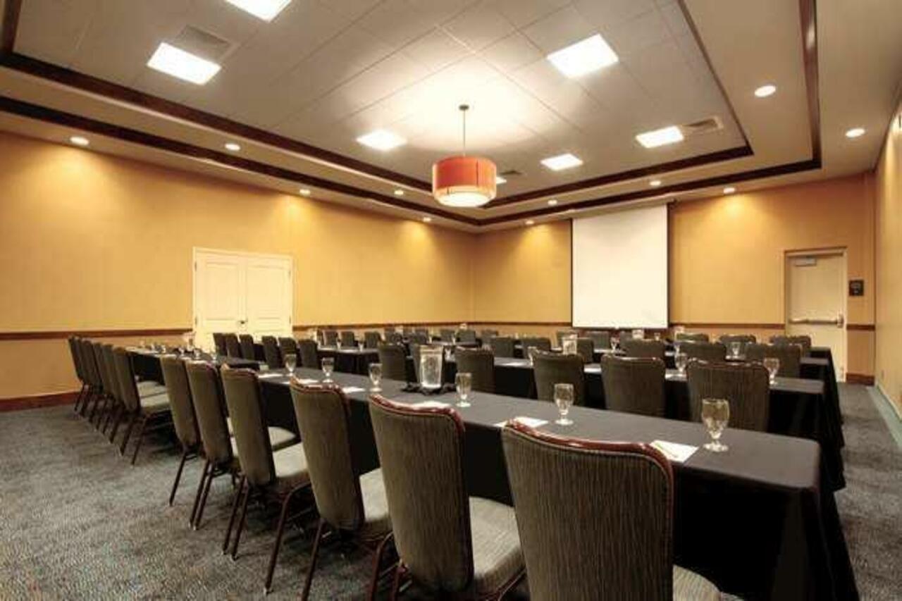 Hilton Garden Inn Oklahoma City/Bricktown מראה חיצוני תמונה