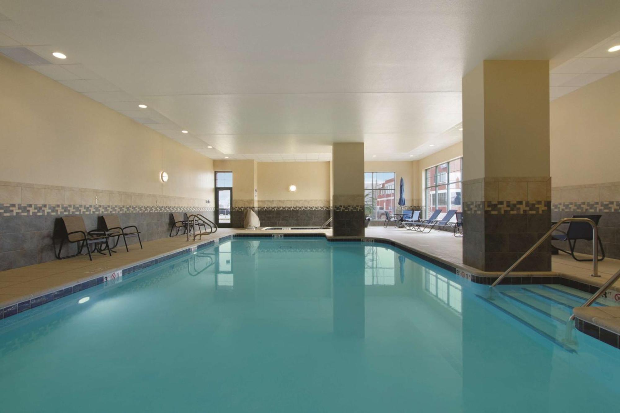 Hilton Garden Inn Oklahoma City/Bricktown מראה חיצוני תמונה