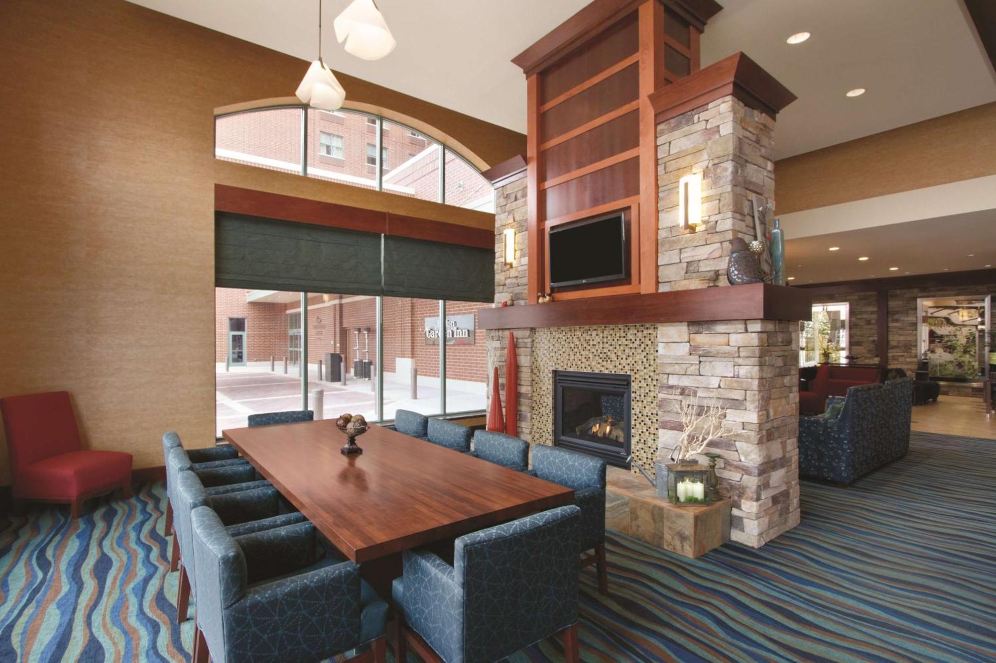 Hilton Garden Inn Oklahoma City/Bricktown מראה חיצוני תמונה